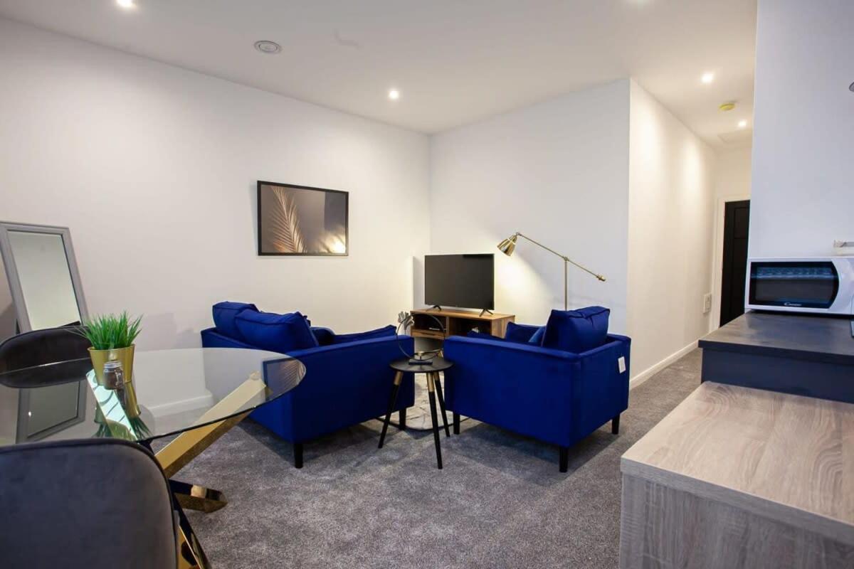 Lovely Open Plan 1 Bedroom Apartment In Bolton Zewnętrze zdjęcie